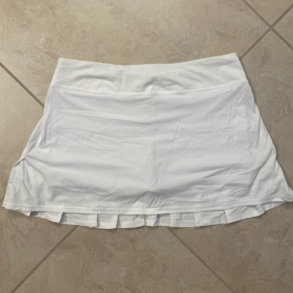 Lululemon 10 Tall Pacesetter skort